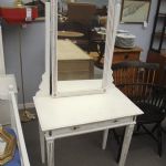 727 8357 DRESSING TABLE
